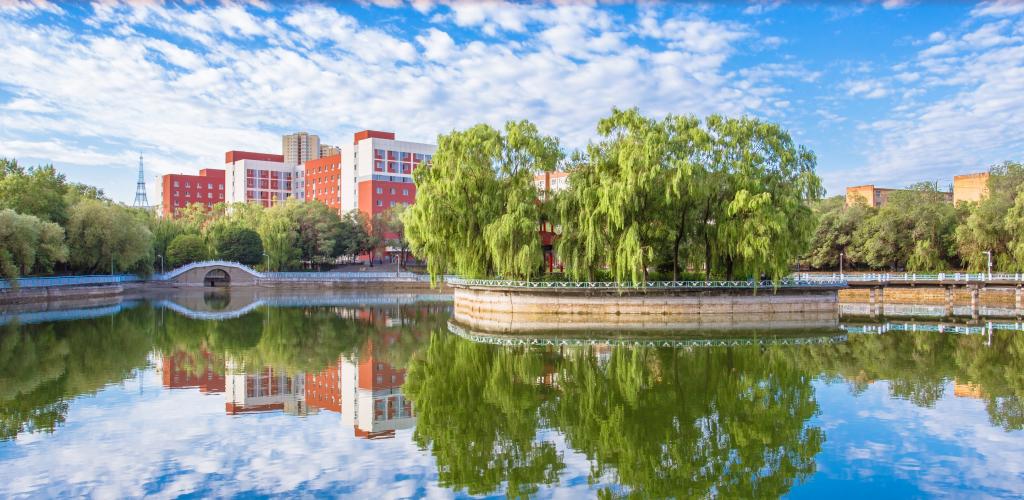 关于皇冠娱乐
2023-2024学年第二学期 转专业转...